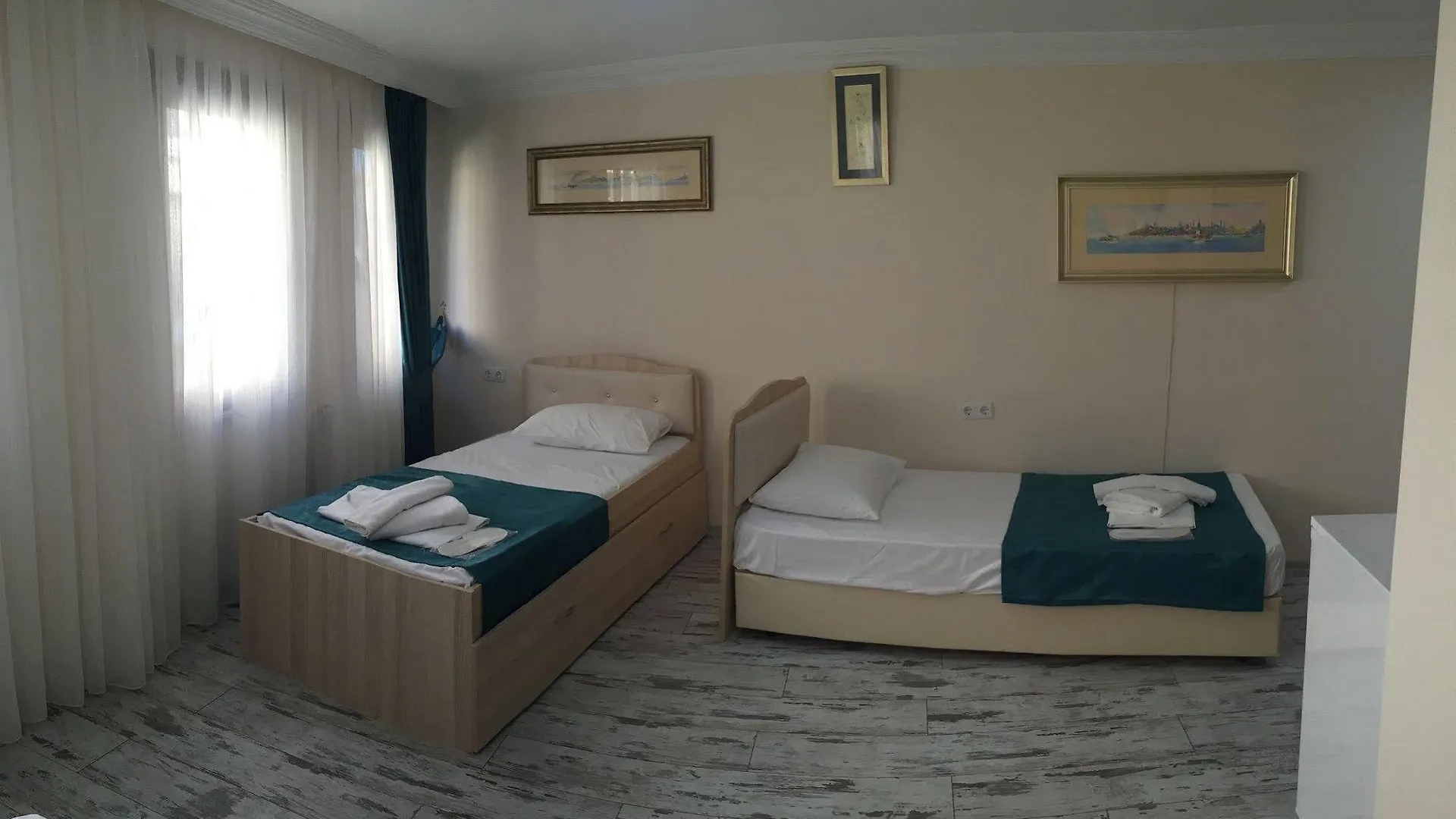 Elisa Hotel İstanbul Oda ve Kahvaltı